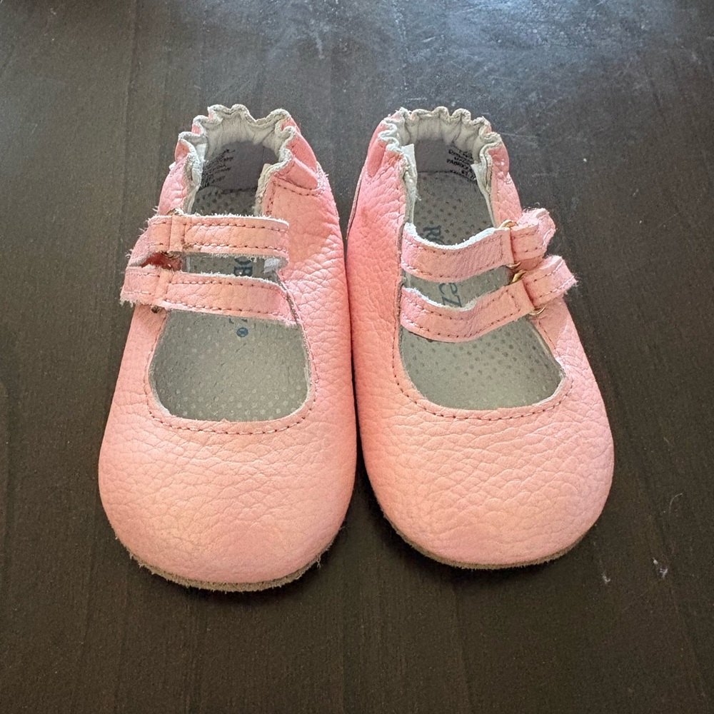 Pink Robeez First Kicks Mary Jane’s